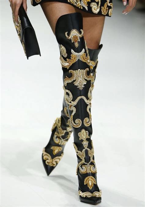 versace bright crystal equivalente|Versace Bright Crystal boots.